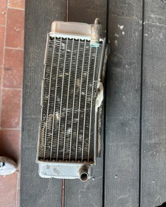 RADIATORE SINISTRO CR