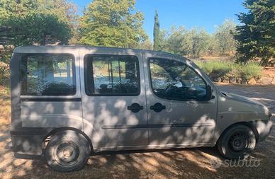 Fiat Doblo con gancio traino