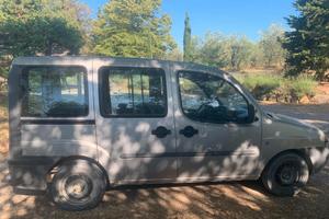 Fiat Doblo con gancio traino