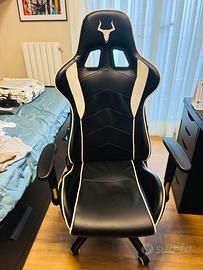 Sedia Gaming Taurus Nero/Bianca - Usata
