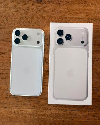 iPhone 17 pro max