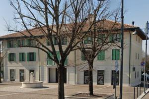 Negozio posizione centrale a Pocenia