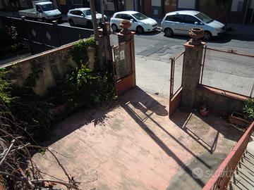 CASA SINGOLA 126 mq con S. esterno e posto auto