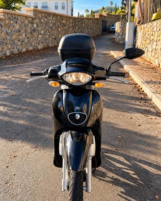 Aprilia Scarabeo 50 – 2020 – Bauletto – 32.665 km