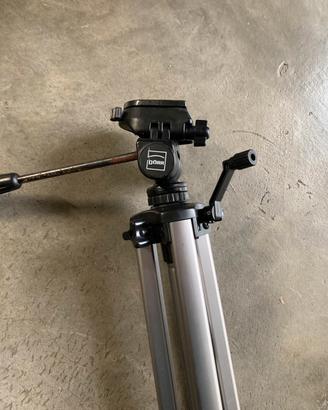 Cavalletto  per macchina fotografica  o cinepresa