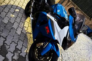 Gsx r 1000 leggere bene