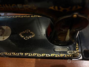 Macchina da cucire antica