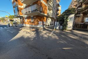 Talenti locale ufficio/magazzino