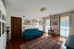 3 LOCALI A CARBONERA