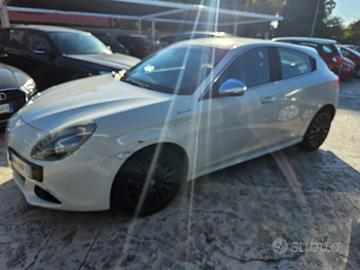 ALFA ROMEO Giulietta 2.0 JTDm-2 170 CV Distincti