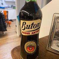 Buton rosso antico