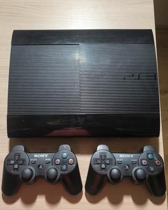 PS3 Super Slim 1TB + 2 Controller + 4 Giochi