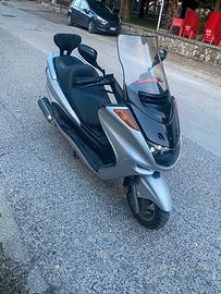 Scooter mod. Yamaha Motor MBK Skyliner 250