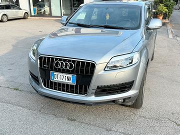 Audi q7 7 posti