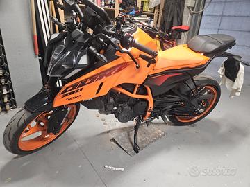 KTM 390 Duke - 2024