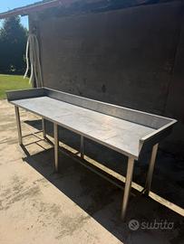 Tavolo di acciaio INOX [prezzo trattabile]