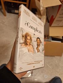 È Complicato 
