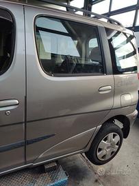 Porta posteriore sx TOYOTA YARIS VERSO 2003