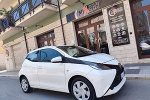 Toyota Aygo 1.0 VVT-i 69CV CAMBIO AUTOMATICO
