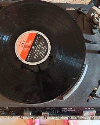 Giradischi Technics SL 3310 vintage.