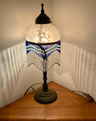 Lampada da tavolo in stile Liberty