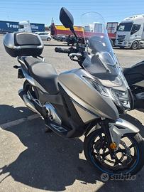 Honda integra 750