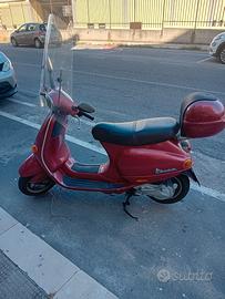 Vespa et4 125 