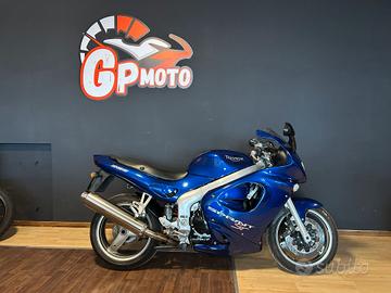 Triumph Sprint 955 ST