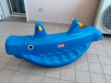 Dondolo balena