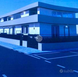 PORZIONE DI TRIFAMILIARE A ROMA