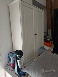 mobili stanza letto  in blocco