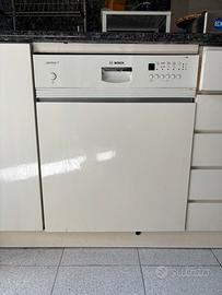 Lavastoviglie Bosch da incasso auto 3 in 1