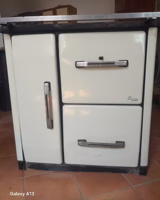 Cucina a legna datata anni 60 piastra 73per68