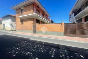 CASA INDIPENDENTE A FOGLIZZO