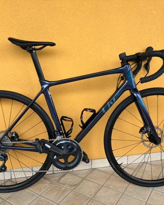 Liv langma advanced 1 disc carbon road bike Medium