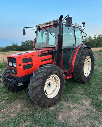 Trattore agricolo