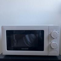 Forno a microonde Black+Decker da 20 litri