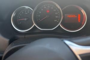 Dacia Duster benzina - gpl