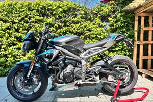 Triumph Street Triple RS 2021