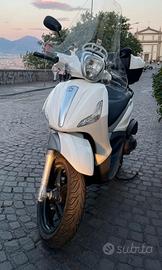 Piaggio Beverly 350 Sport Touring (ABS/ASR)