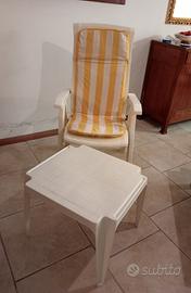 poltrona e tavolino 