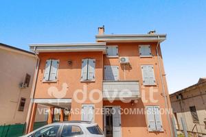 Appartamento di 110 m² con 4 locali e posto auto a