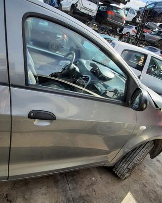 DR 1 ANNO 2010 - PORTA ANTERIORE DESTRO