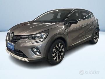 Renault Captur 1.6 E-TECH PHEV E-TECH ENGINEE...