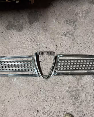 Griglia Alfa Romeo giulietta