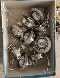 N. 09 faretti da incasso direzionali con lampade
