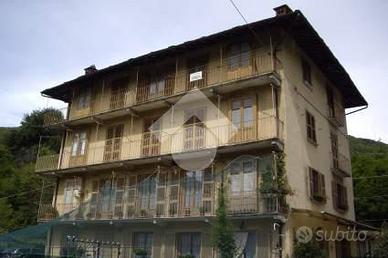 2 LOCALI A MEZZENILE