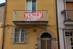 Casa panoramica nei Monti Alburni