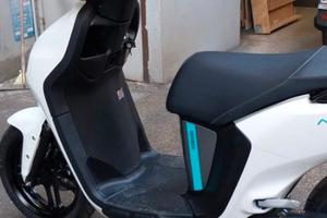 Yamaha neos .elettrico
