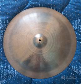 Piatto per batteria acustica